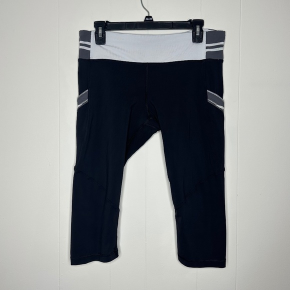 Lululemon  jogging yoga capri leggings, Size 10 - Picture 1 of 9